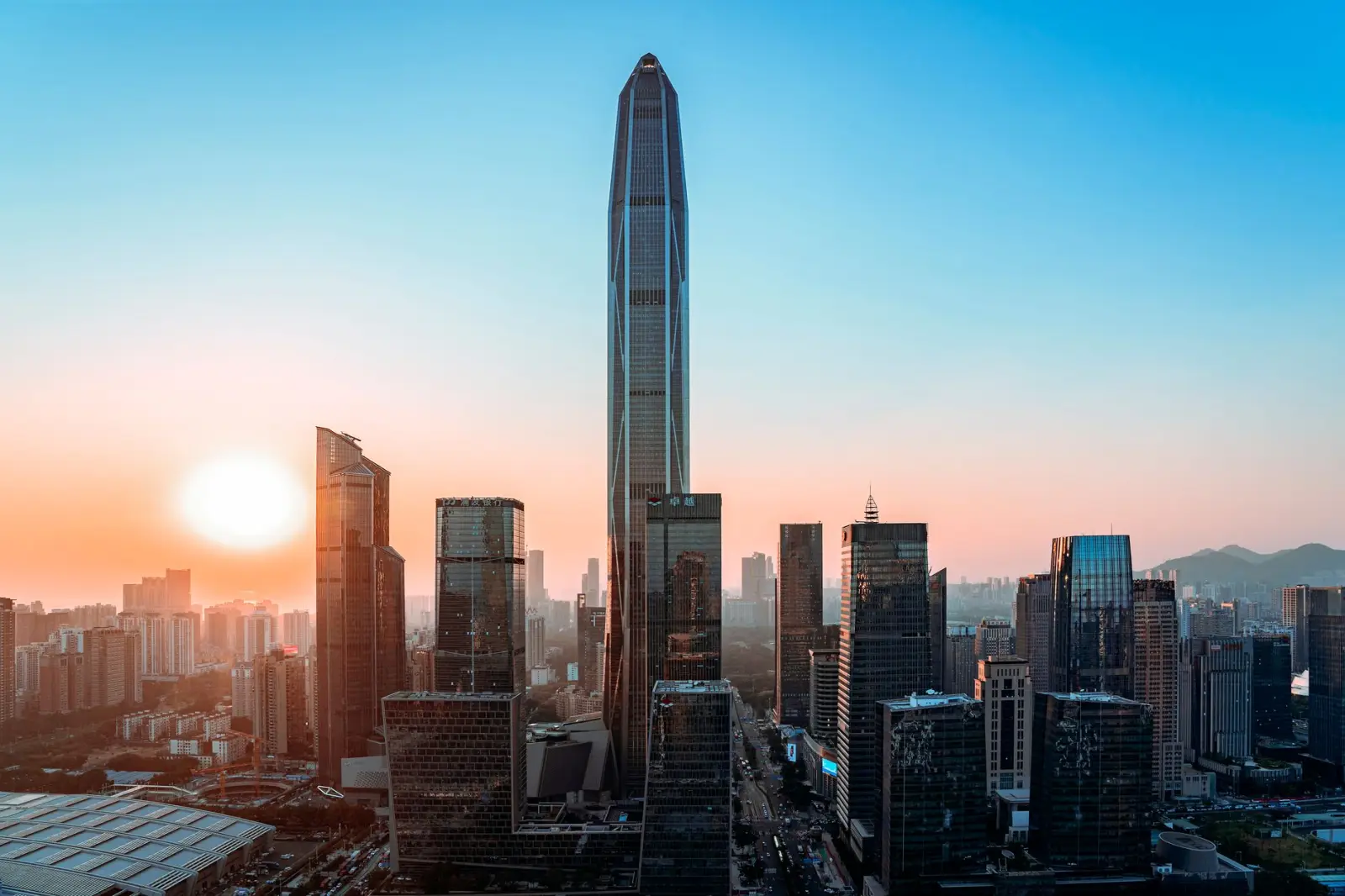 深圳汽车租赁市场新趋势:新能源车型占比与长租方案解析正文配图 1