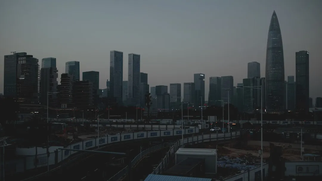 深圳汽车服务对比:华熙出行租赁方案与自购车辆成本分析正文配图 2